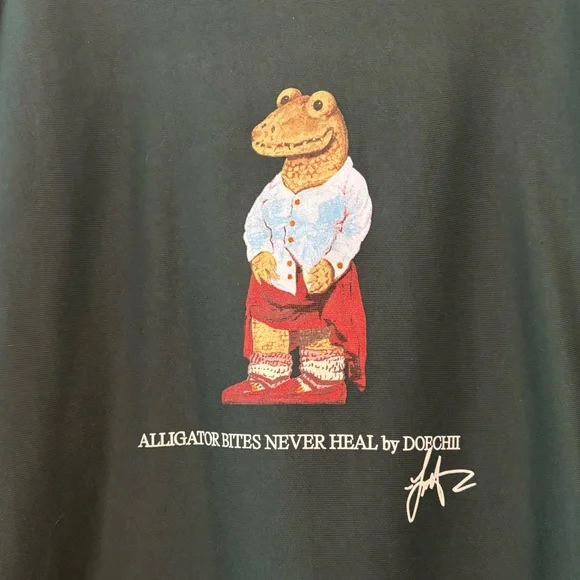 Doechii official merch alligator crewneck sweatshirt in alpine green - Picture 3 of 5